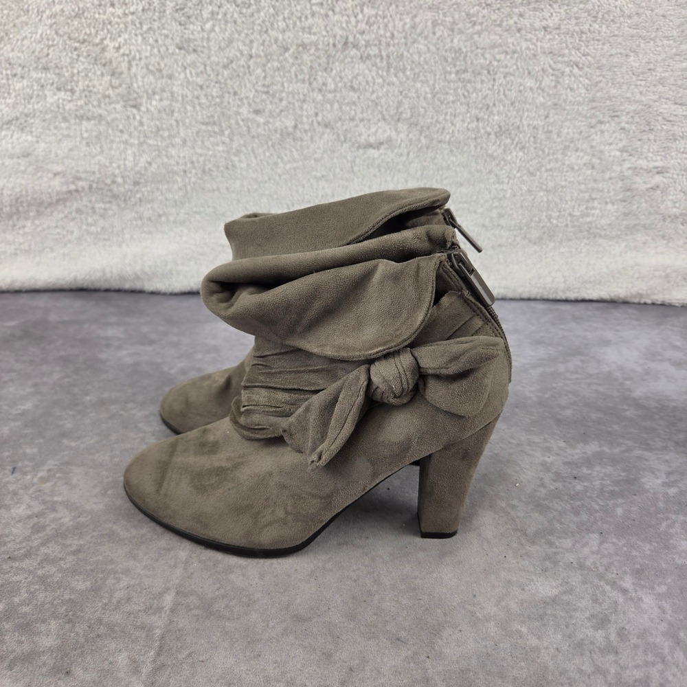 Impo Oakland Taupe Grey Faux Suede Knot Stretch Ankle Boots 7.5M 124176